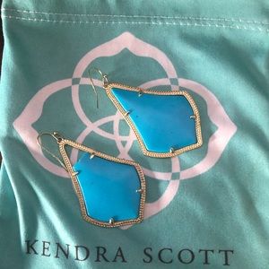 Aqua Alexandras Kendra Scott’s
